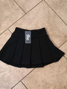 flower by zoe black skirt